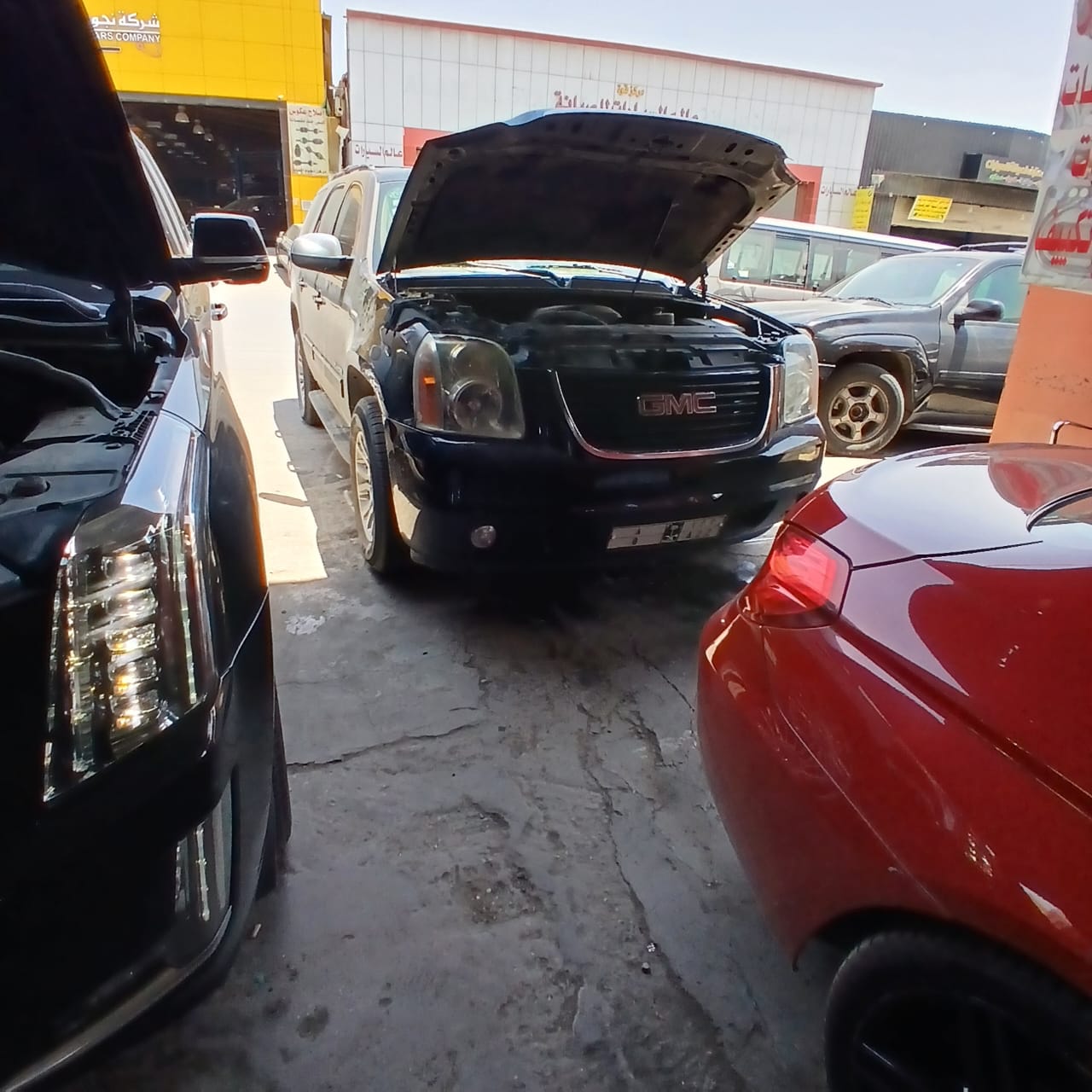 سيارة مخدومة في المركز المعتمد رقم 13