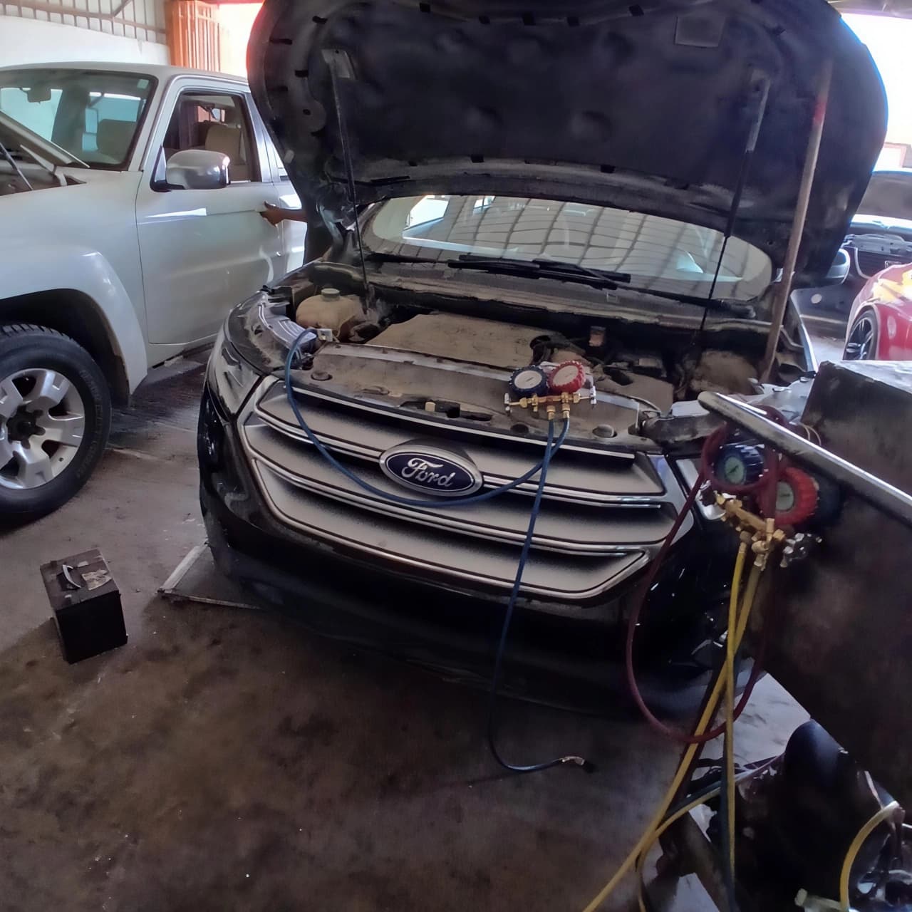 سيارة مخدومة في المركز المعتمد رقم 16